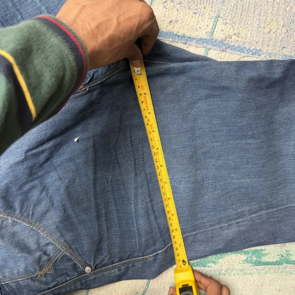 Vintage Levis Engineered Jeans Mens Blue Dark Wash Twisted Hemmed Fits 35x28